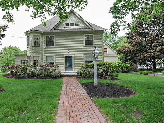 3rd image of 27 Eastman Street