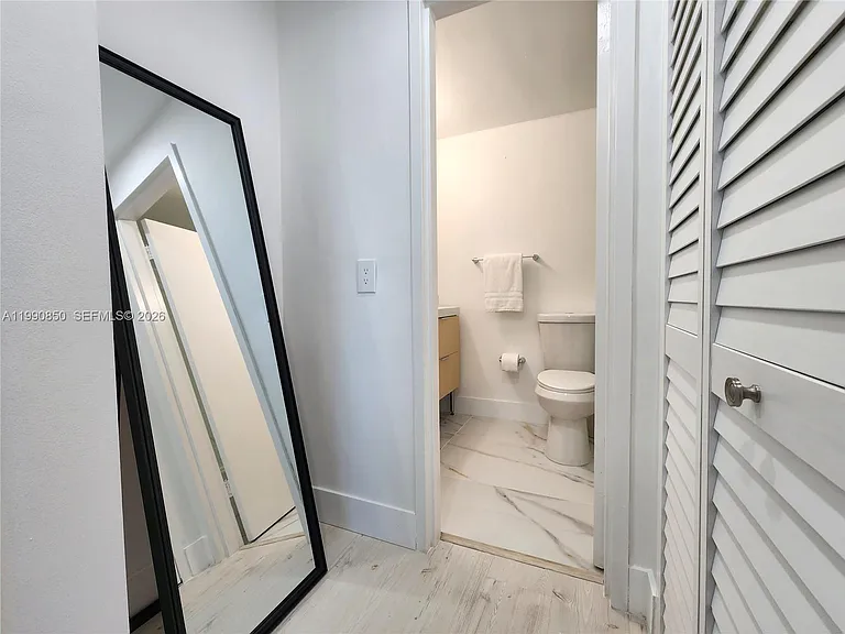 3505 S Ocean Dr #515 — Photo 16