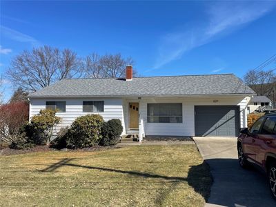 829 Murray Hill Rd, Vestal, NY, 13850
