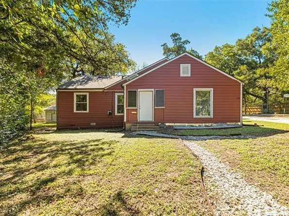 226 E Jerden Ln, Dallas, TX 75203