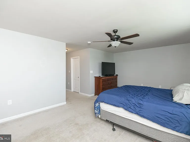 155 Schramm Loop — Photo 13