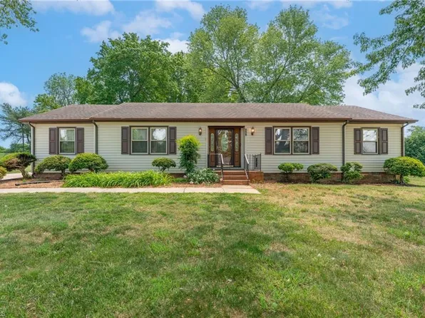 154 Meadowview Rd, Mocksville, NC 27028