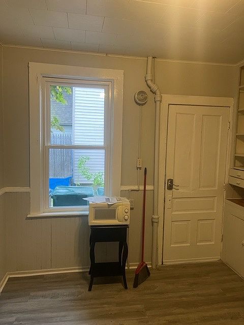 1st image of 522 High St