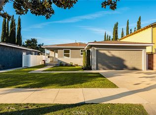 425 E Everett Pl, Orange, CA 92867