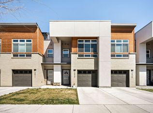 2869 W Parkside Pl, Denver, CO 80221