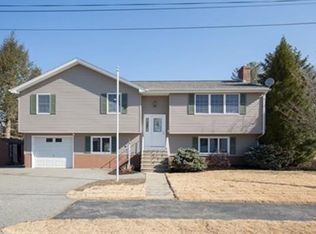 14 Jennifer Rd, Wakefield, MA 01880