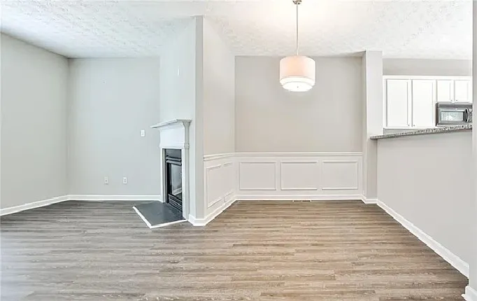 Celeste Ln SW — Photo 14