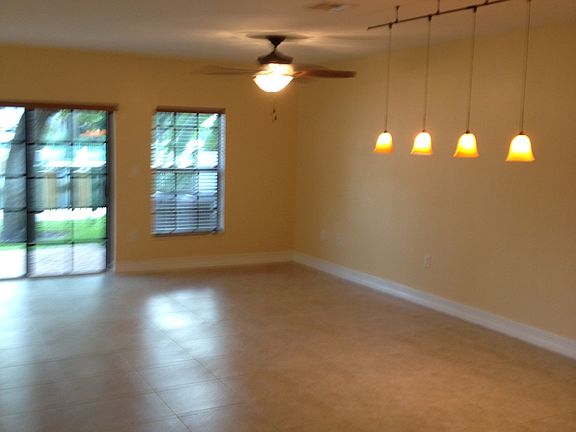 4th image of 2885 Hidden Harbour Ct