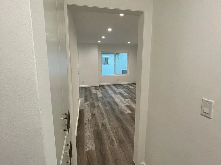 1953 Selby Ave #5 — Photo 23