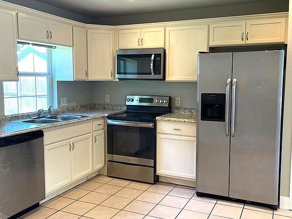 4th image of 11435 Raincove Dr #A