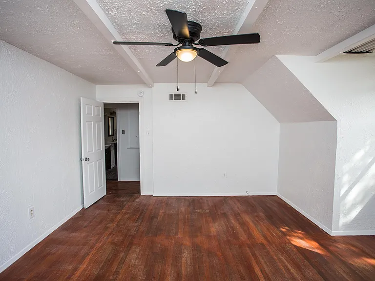 1602 Avenue X - PM2 - Front — Photo 32