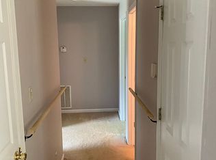 1037 Angela Dr, Clarksville, TN 37042