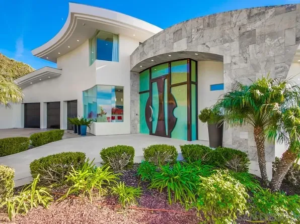 6125 Terryhill Dr, La Jolla, CA 92037