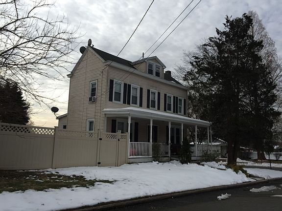2nd image of 1602 9th St