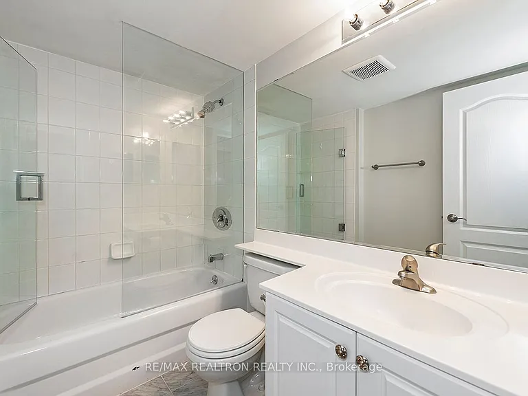 2111 Lake Shore Blvd W #505 — Photo 22
