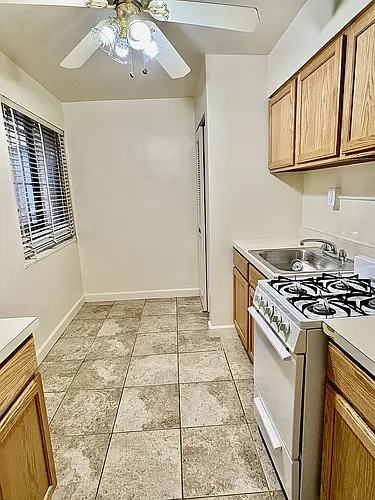 825 Rock Creek Church Rd NW #101 Photo 1