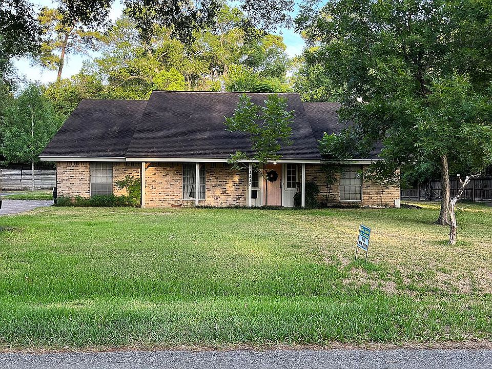 2nd image of 1117 Guinea Dr