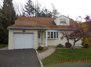 1990 Myrtle St, Union, NJ 07083