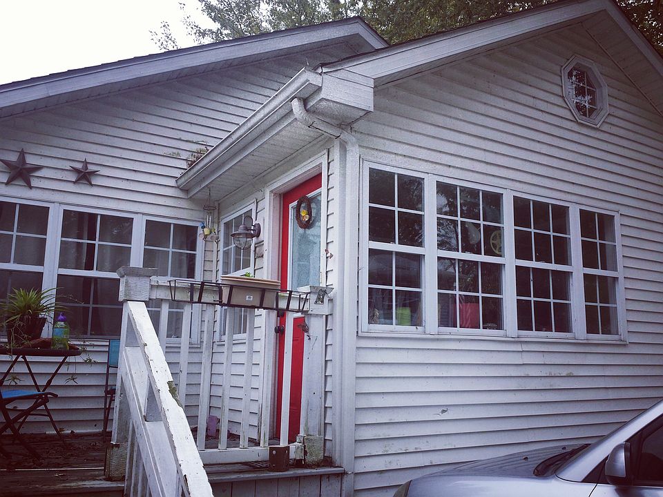 1st image of 8603 W 132nd Ave