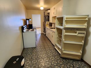 501 E Crawford St #8, Salina, KS 67401