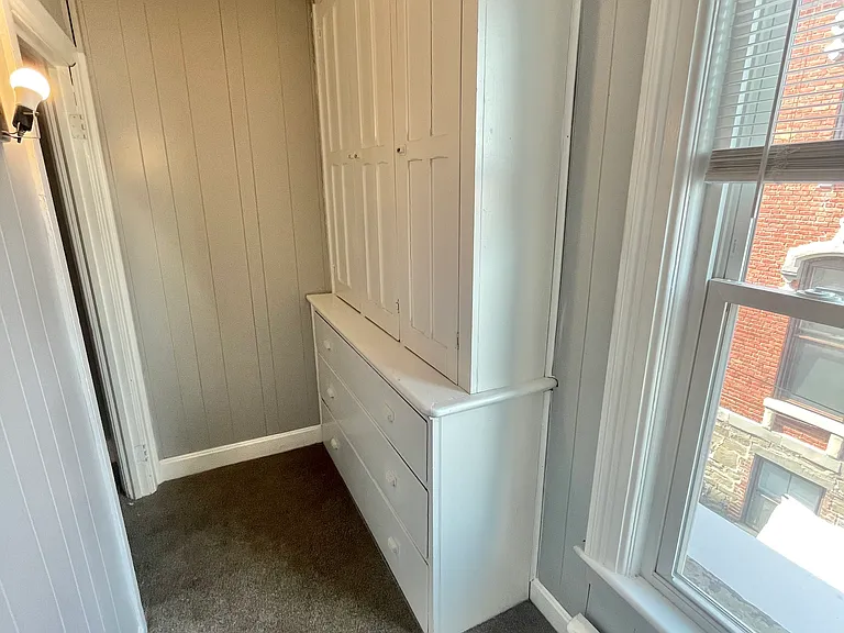 137 Mohawk St #2R — Photo 7
