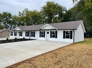 111 W End Ave, Shelbyville, TN 37160