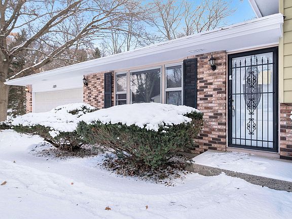 3rd image of 109 Harriet Ln