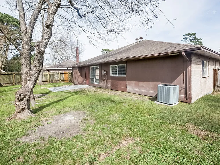 20015 Bishops Gate Ln — Photo 13