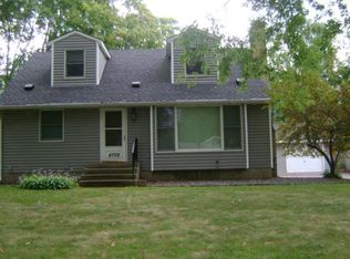 4708 Sharon Ln, White Bear Lake, MN 55110