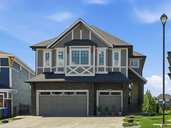 160 NE Kinniburgh Loop, Chestermere, AB T1X 0V1