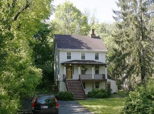 25 Rombout Ave, Beacon, NY 12508