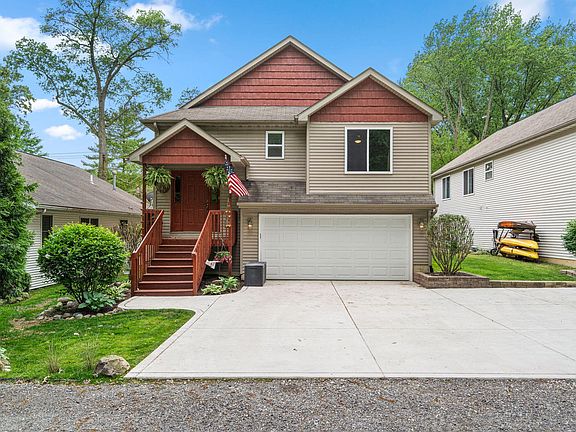 3rd image of 5407 Marigold Ln
