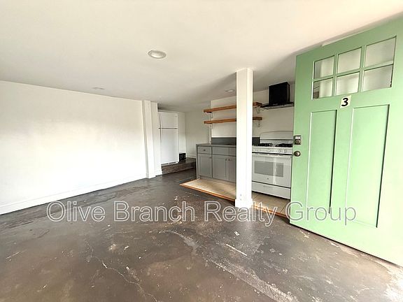 2nd image of 1616 Fargo St Unit 3