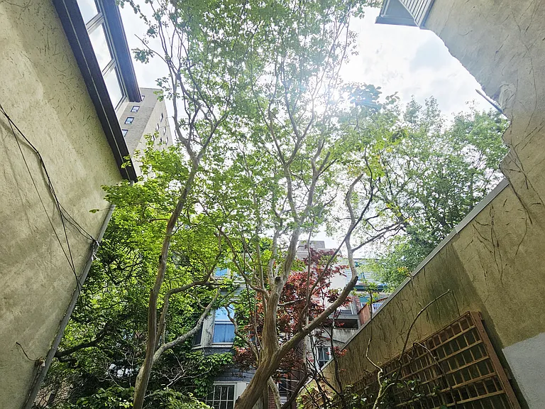 227 S Van Pelt St #1 — Photo 3