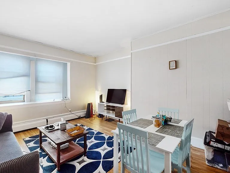 289 Beacon St #9 — Photo 1