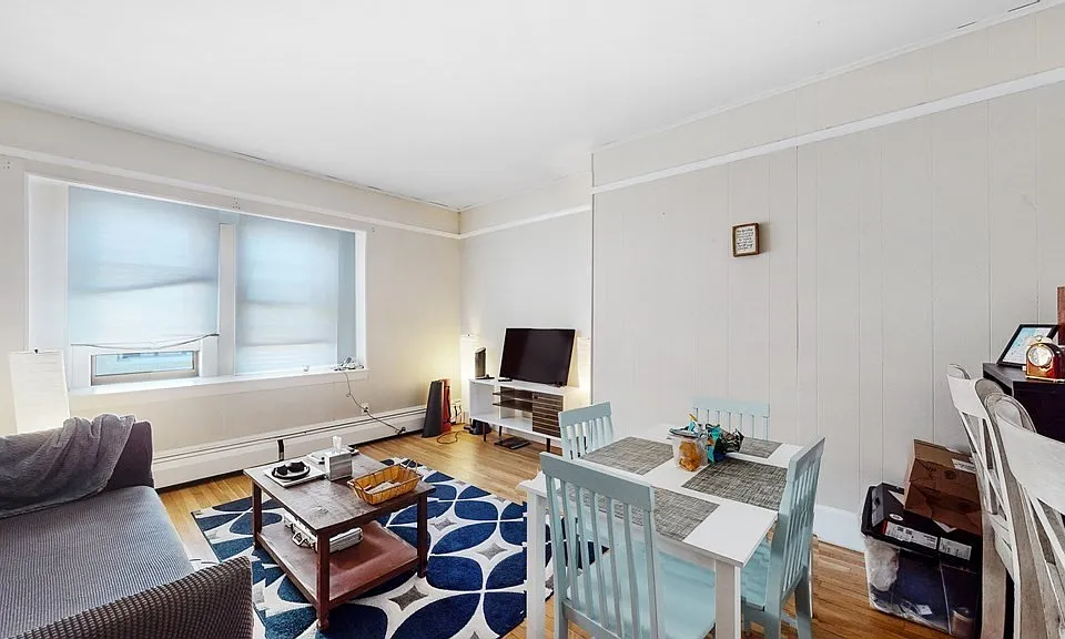 289 Beacon St #9