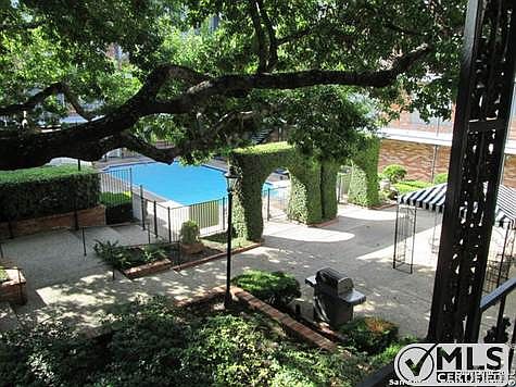 3rd image of 8401 N New Braunfels Ave APT 115