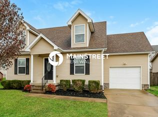 9910 Brooks Bend Rd, Louisville, KY 40258