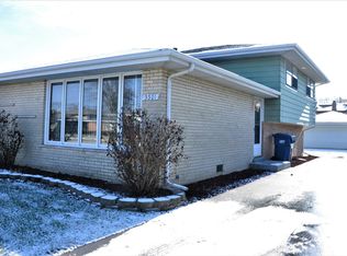 5501 W 128th Pl, Crestwood, IL 60445