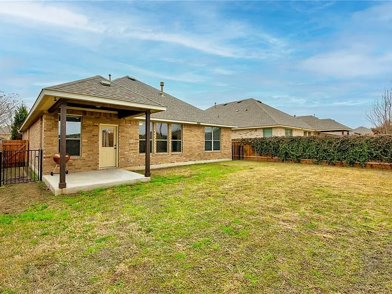 124 Navigator Dr — Photo 20