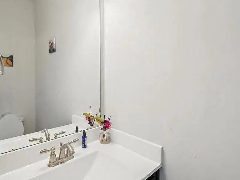 5 Roberta Way — Photo 11