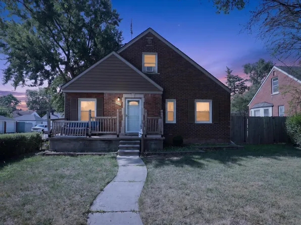 1603 Michigan Blvd, Lincoln Park, MI 48146