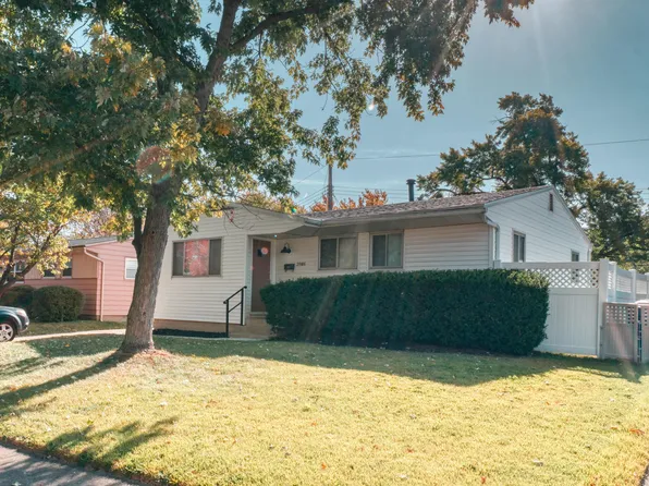 2985 Westmoor Ct, Columbus, OH 43204