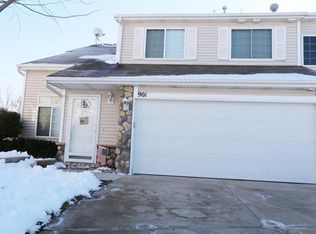 3799 Village Run Dr UNIT 901, Des Moines, IA 50317