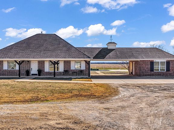 2nd image of 2500 County Road 332