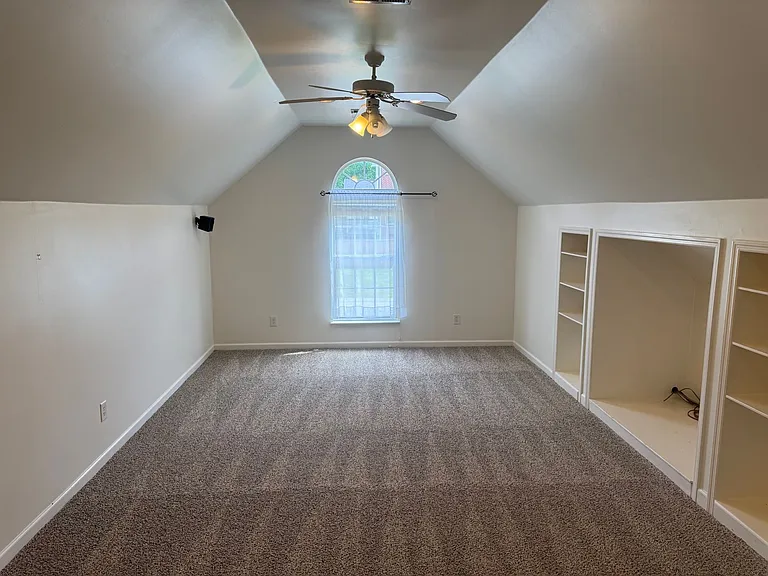 1316 Sweetwater Dr — Photo 37