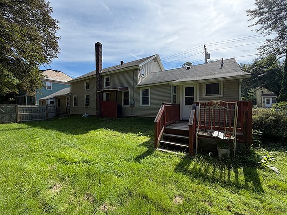3rd image of 98-100 Columbia St