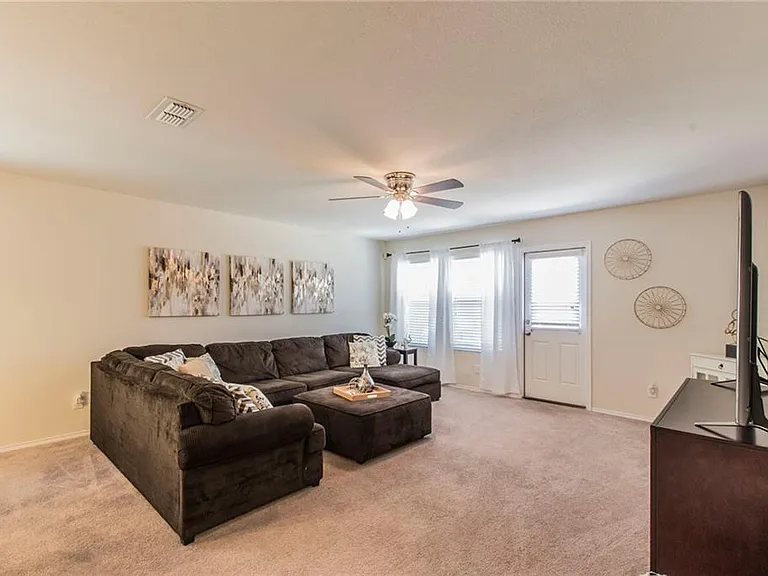 3007 Hickory Rdg — Photo 14