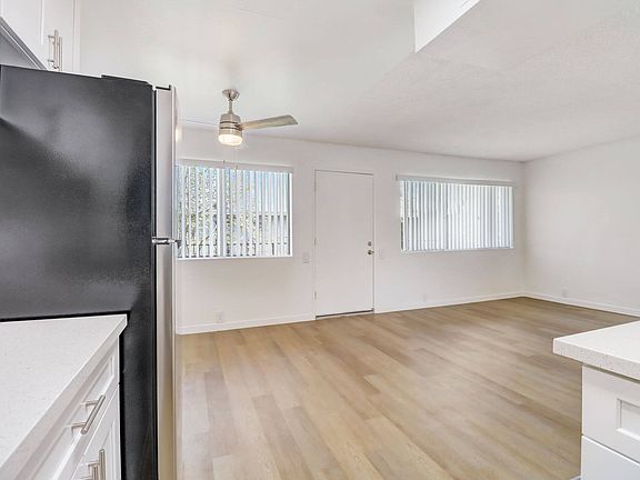 5th image of 425 16th St APT 226