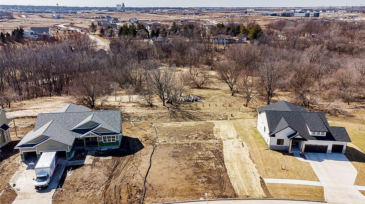 130 NW Alderleaf Dr, Waukee, IA 50263 MLS 668752 Zillow